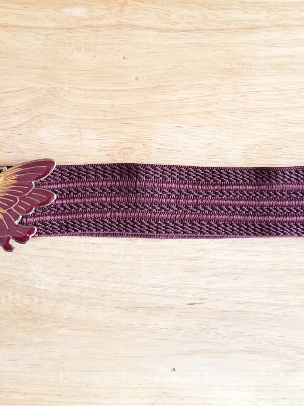 Vintage 80s Burgundy Enamel Butterfly Buckle Elastic Waist Textured Belt Size XL - Picture 10 of 15